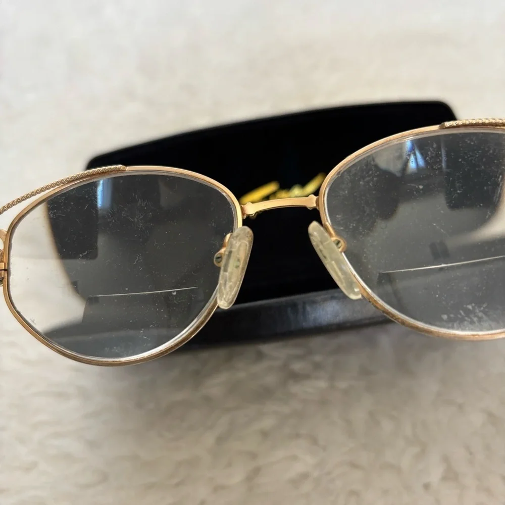 Tura Vintage Gold tone Eyeglasses Frame only w/ Case